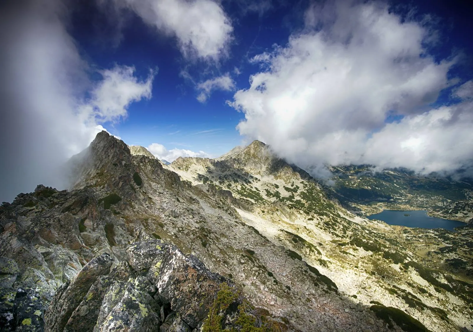Планинска панорама от Пирин